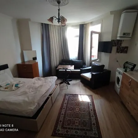 Reyna Hotel apartamentowy