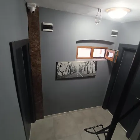 Hotel apartamentowy Reyna *